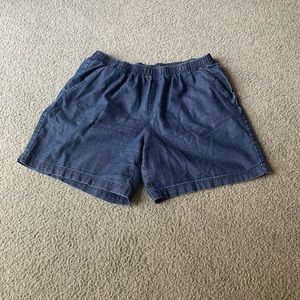 White Stag denim shorts!!! Size Large.